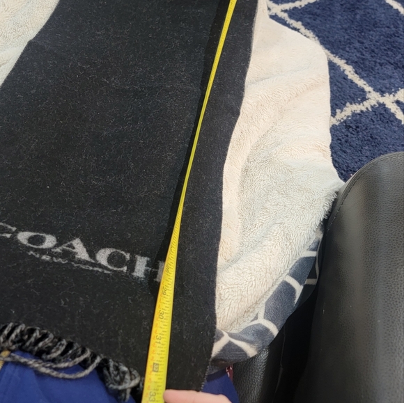 NWT Black & Gray Men's Signature COACH New York Scarf - Picture 8 of 17